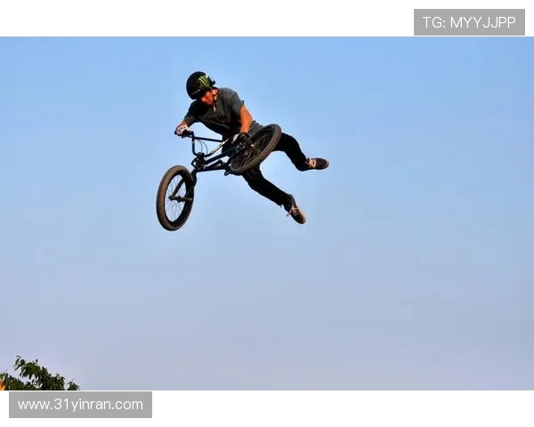 南京与武汉极限运动队赛后复盘分析两队节奏与表现的深度对比