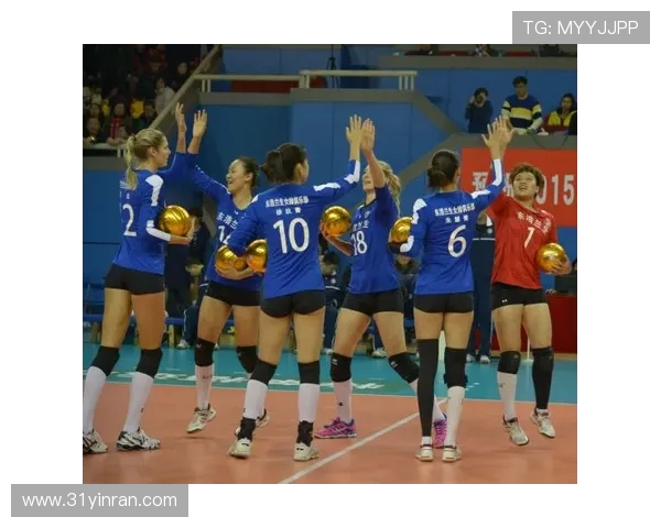 华斯兰与标准列日激战正酣谁能在这场较量中笑到最后